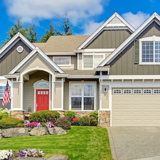 5 Signs Your Home Needs Pressure Washing Right Now